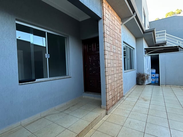 Sobrado com 255m² 3 quartos e 4 banheiros, à venda, no bairro Jardim Roselândia em Franca