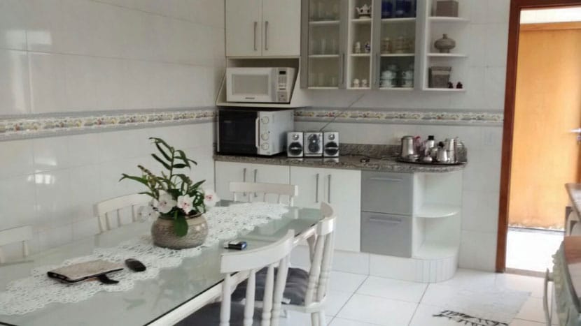 Sobrado à venda 3 Quartos, 1 Suite, 10 Vagas, 270M², Vila Palmares, Santo André - SP