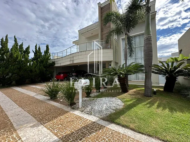 Sobrado com 460m² 4 quartos e 6 banheiros, à venda, no bairro Chácara Letônia em Americana