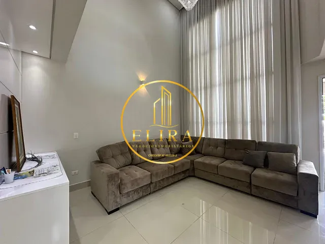 Sobrado com 460m² 4 quartos e 6 banheiros, à venda, no bairro Chácara Letônia em Americana