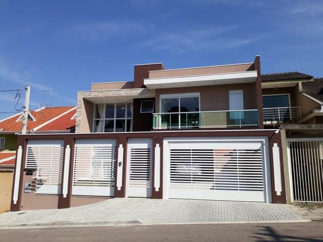 Sobrado com 380m² 4 quartos e 4 banheiros, à venda, no bairro Aristocrata em São José dos Pinhais