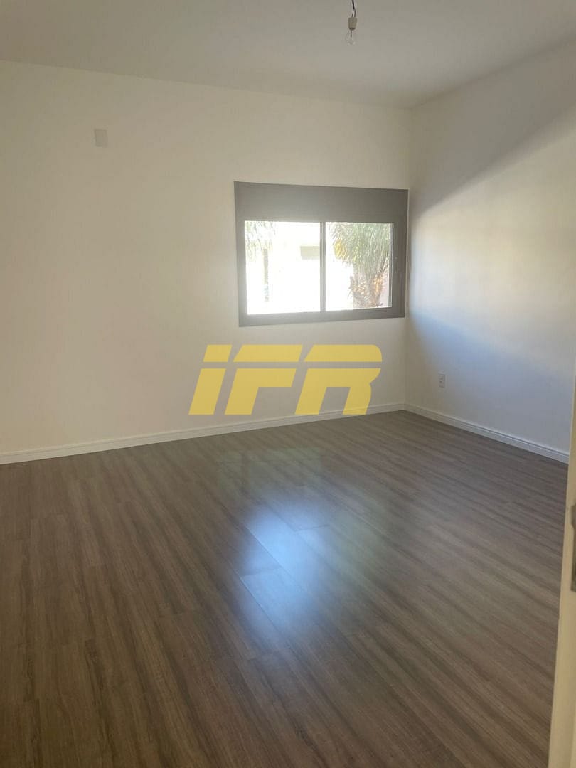 Sobrado, 3 quartos, 242 m² - Foto 4