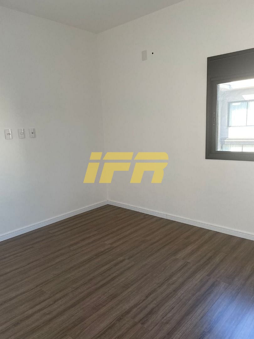 Sobrado, 3 quartos, 242 m² - Foto 6