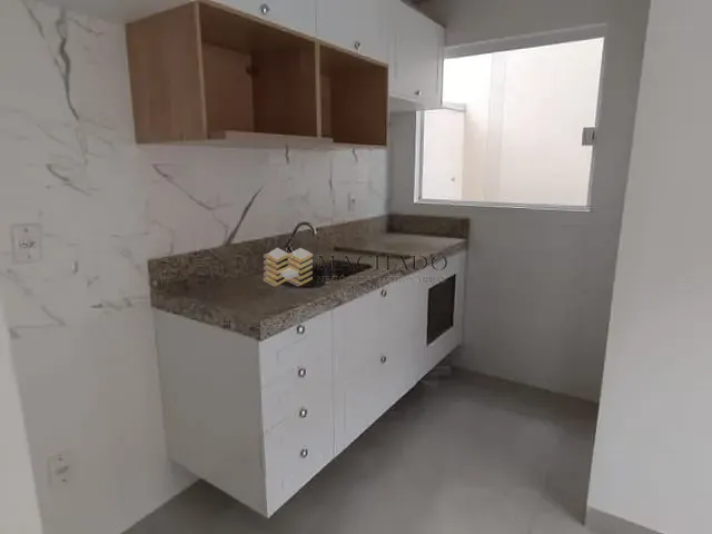 Sobrado 2 quartos e 3 banheiros, à venda, no bairro Ipês (Polvilho) em Cajamar