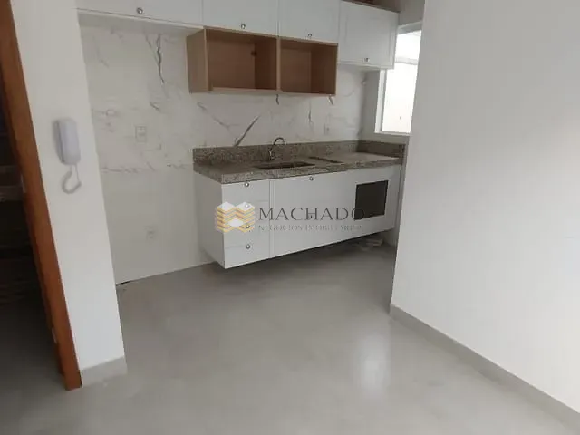 Sobrado 2 quartos e 3 banheiros, à venda, no bairro Ipês (Polvilho) em Cajamar