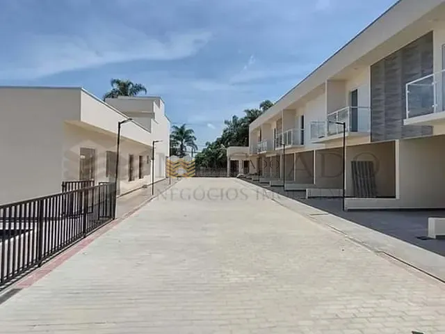 Sobrado 2 quartos e 3 banheiros, à venda, no bairro Ipês (Polvilho) em Cajamar