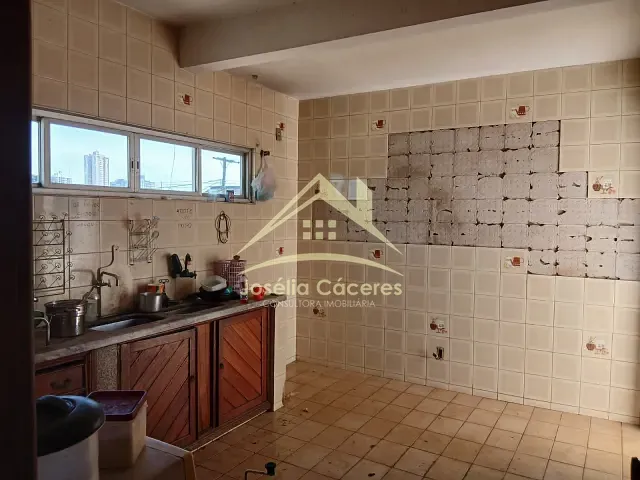 Sobrado com 660m² 5 quartos e 7 banheiros, à venda, no bairro Jardim Califórnia em Cuiabá