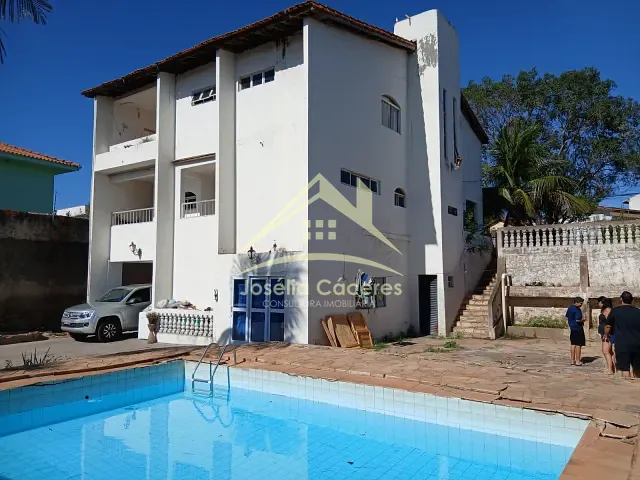Sobrado com 660m² 5 quartos e 7 banheiros, à venda, no bairro Jardim Califórnia em Cuiabá