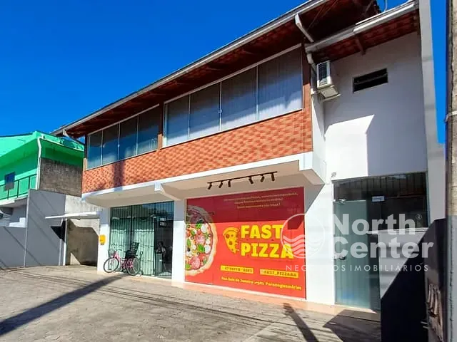 Sobrado com 395m² 4 quartos e 5 banheiros, à venda, no bairro Paranaguamirim em Joinville