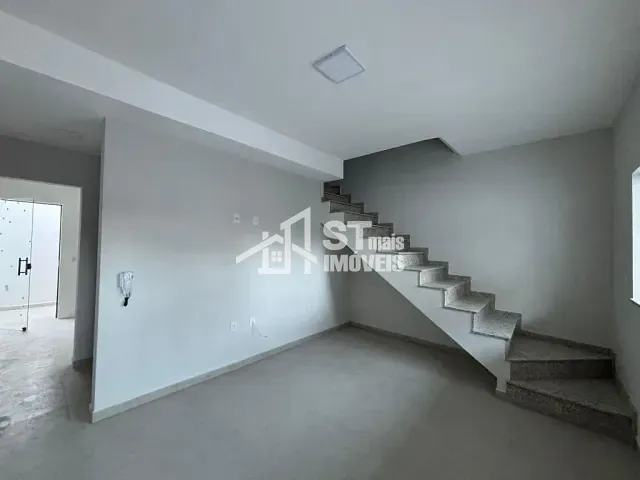 Sobrado com 70m² 2 quartos e 2 banheiros, à venda, no bairro Chácara Lagoa Dourada em Andradas