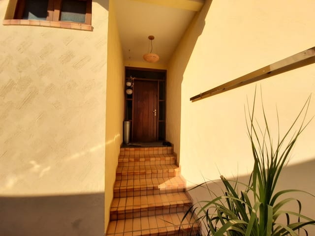 Foto do Sobrado - Lindo e Amplo Sobrado à venda, 500m² útil, 4 vagas, Sumaré, São Paulo. | Sell Imóveis