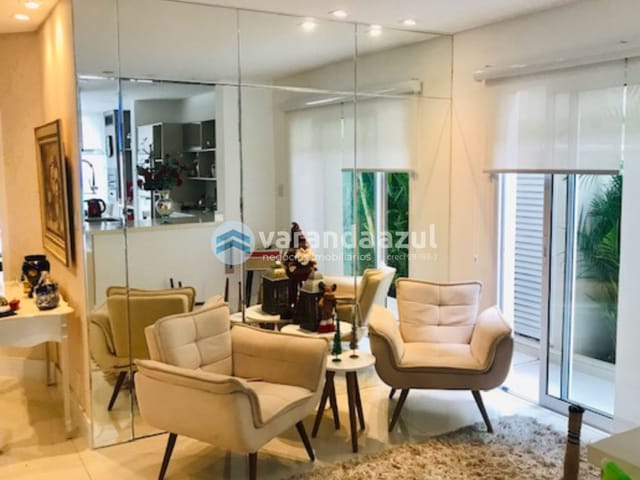 Sobrado com 300m² 3 quartos e 2 banheiros, à venda, no bairro Cidade Parquelandia em Mogi das Cruzes