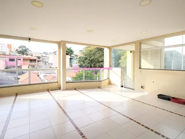 Sobrado com 250m² 3 quartos e 3 banheiros, à venda, no bairro Cerâmica em São Caetano do Sul