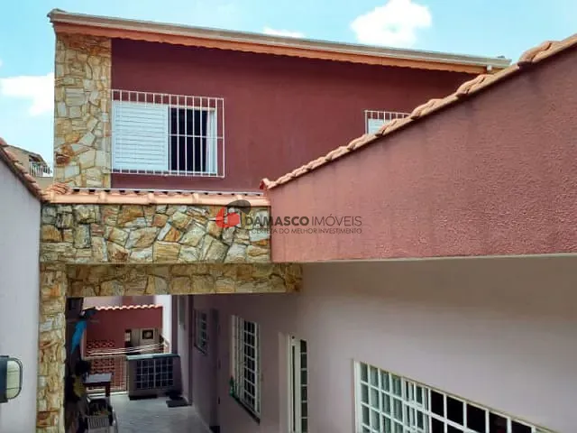 Sobrado com 219m² 4 quartos e 1 banheiro, à venda, no bairro Olímpico em São Caetano do Sul