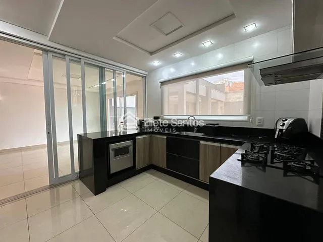 Sobrado com 395m² 3 quartos e 4 banheiros, à venda, no bairro Residencial Imigrantes em Nova Odessa