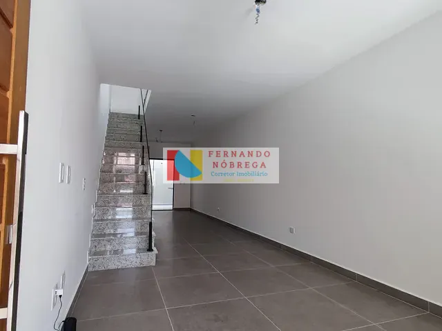 Sobrado 3 quartos e 4 banheiros, à venda, no bairro Vila Isolina Mazzei em São Paulo