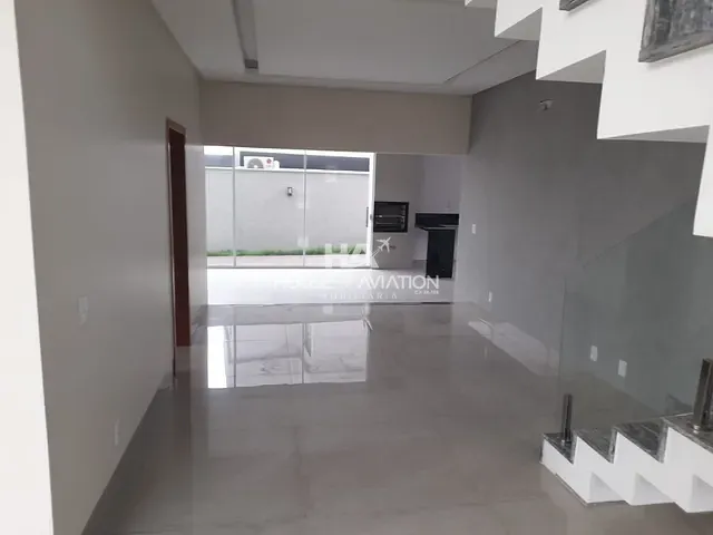 Sobrado com 349m² 4 quartos e 5 banheiros, à venda, no bairro Jardins Bolonha em Senador Canedo