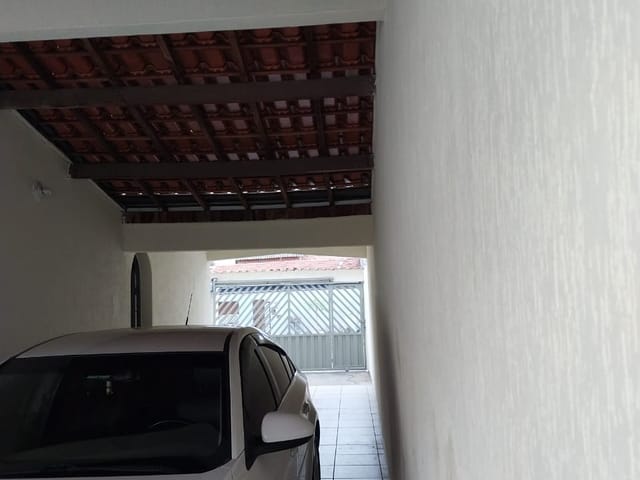 Sobrado com 250m² 3 quartos e 2 banheiros, à venda, no bairro Parque Valença I em Campinas