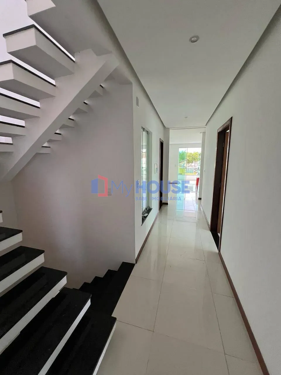 Sobrado, 5 quartos, 353 m² - Foto 9