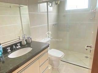 Casa à venda com 3 quartos, 210m² - Foto 10
