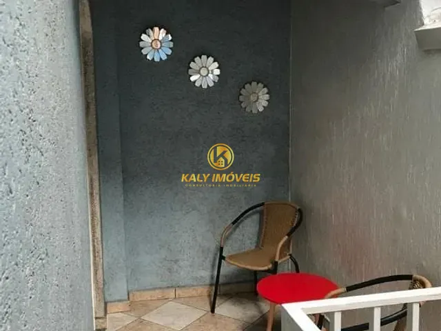 Sobrado 3 quartos e 2 banheiros, à venda, no bairro Jardim Maua em Mauá