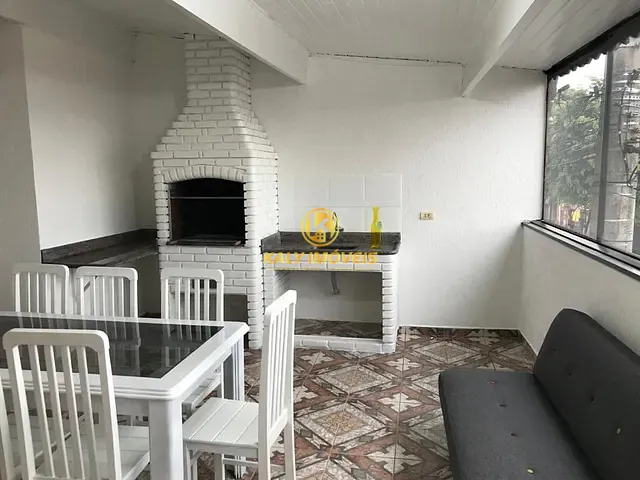 Sobrado 3 quartos e 2 banheiros, à venda, no bairro Jardim Maua em Mauá