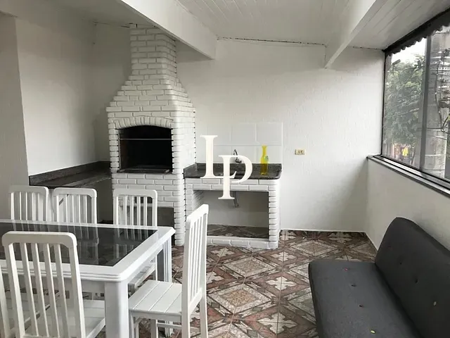 Sobrado 3 quartos e 2 banheiros, à venda, no bairro Jardim Maua em Mauá
