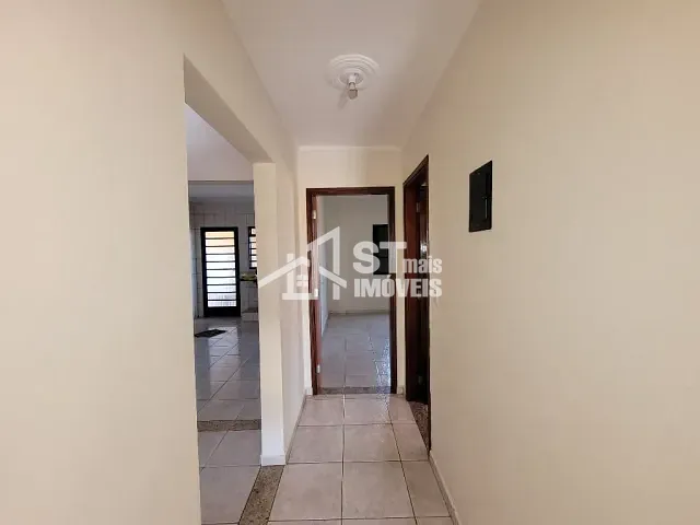 Sobrado com 375m² 3 quartos e 2 banheiros, à venda ou para alugar, no bairro Jardim Rio Branco em Andradas