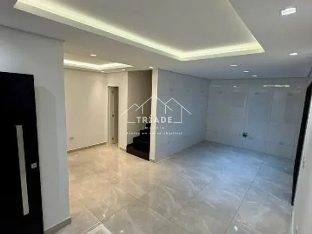 Sobrado com 103m² 3 quartos e 3 banheiros, à venda, no bairro Porto das Laranjeiras em Araucária