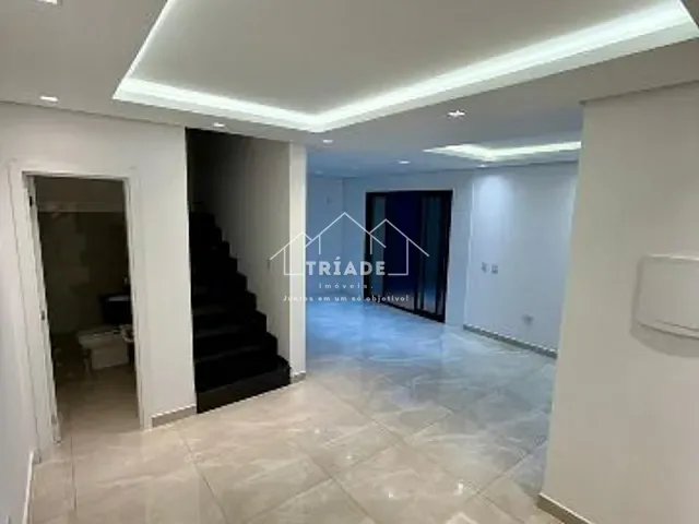Sobrado com 103m² 3 quartos e 3 banheiros, à venda, no bairro Porto das Laranjeiras em Araucária