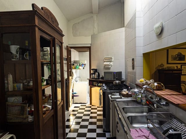 Casa com 450m² 4 quartos e 6 banheiros, à venda, no bairro Laranjal em Pelotas