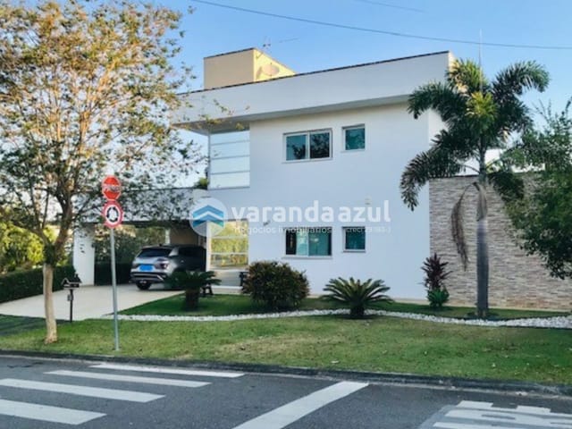 Sobrado com 407m² 3 quartos e 2 banheiros, à venda, no bairro Fazenda Rodeio em Mogi das Cruzes