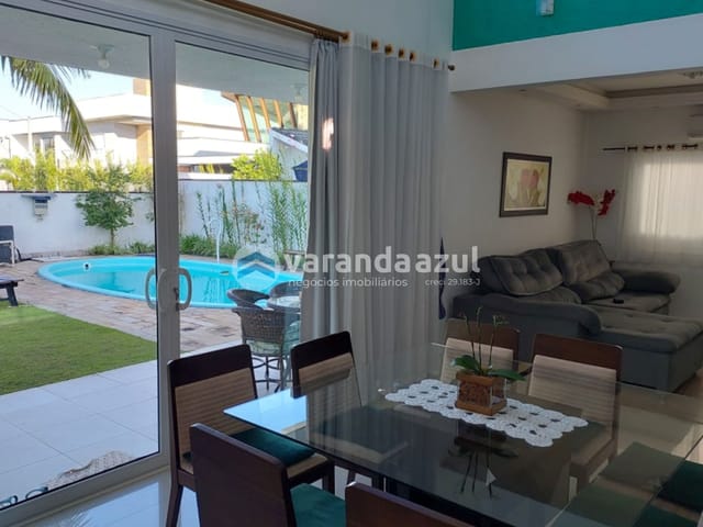 Sobrado com 407m² 3 quartos e 2 banheiros, à venda, no bairro Fazenda Rodeio em Mogi das Cruzes
