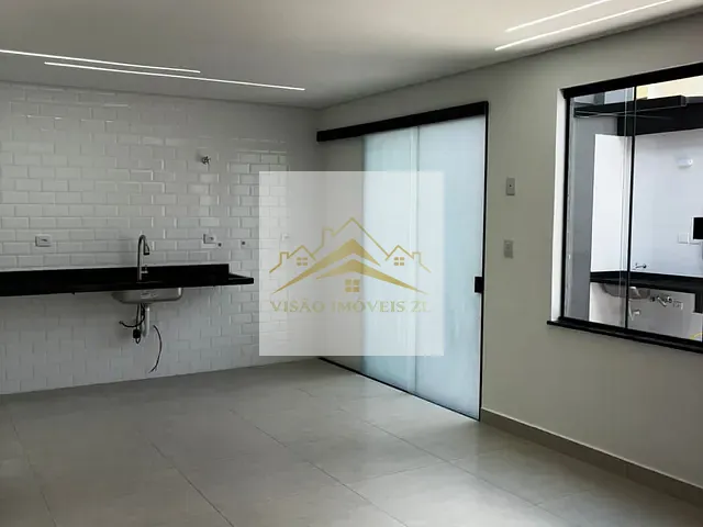 Sobrado com 70m² 2 quartos e 1 banheiro, à venda, no bairro Parque Independência em São Paulo