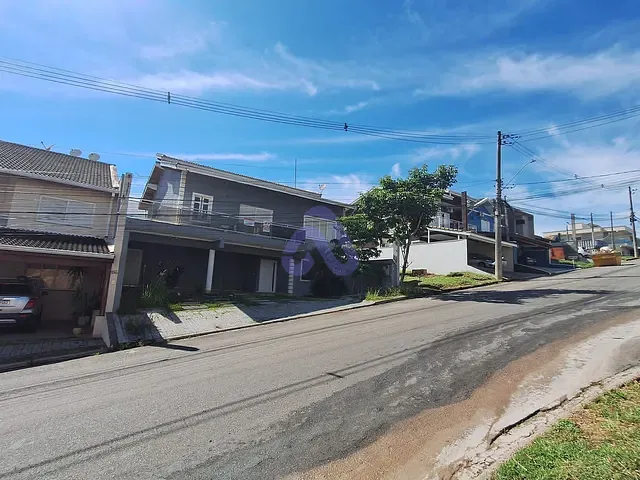 Sobrado 4 quartos e 4 banheiros, à venda, no bairro Villa Verde em Franco da Rocha