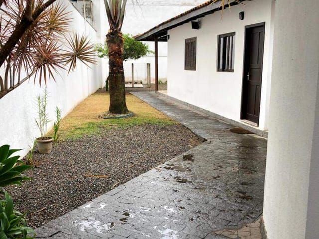 Sobrado 3 quartos e 3 banheiros, à venda, no bairro Centro em Itajaí