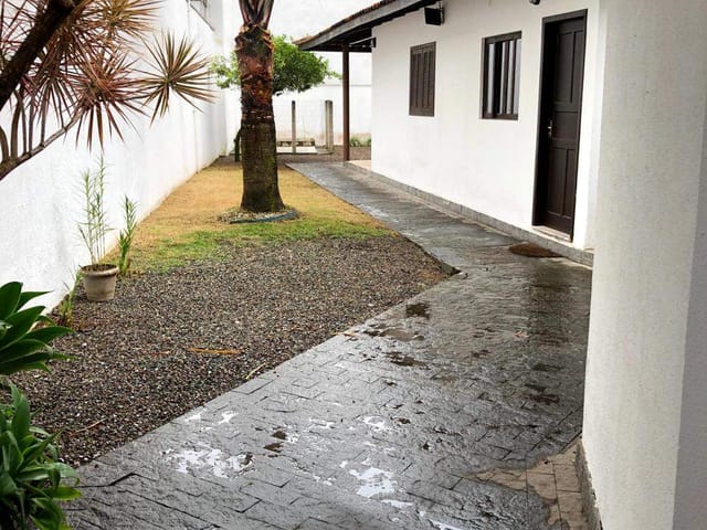 Sobrado 3 quartos e 3 banheiros, à venda, no bairro Centro em Itajaí