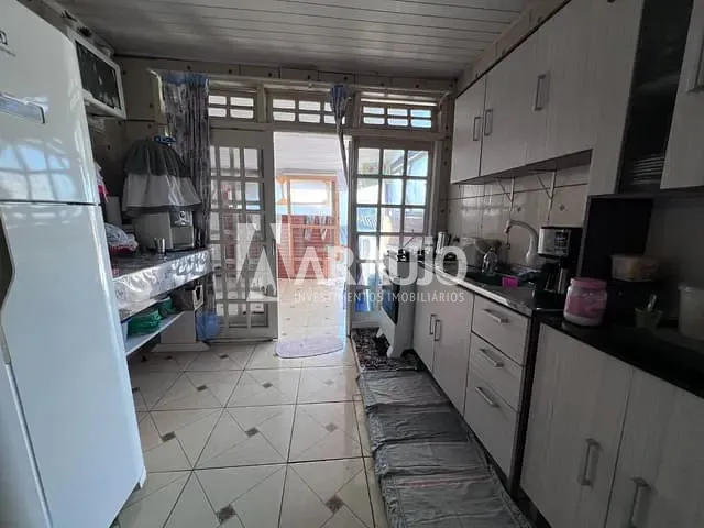 Sobrado com 487m² 4 quartos e 2 banheiros, à venda, no bairro São Vicente em Itajaí
