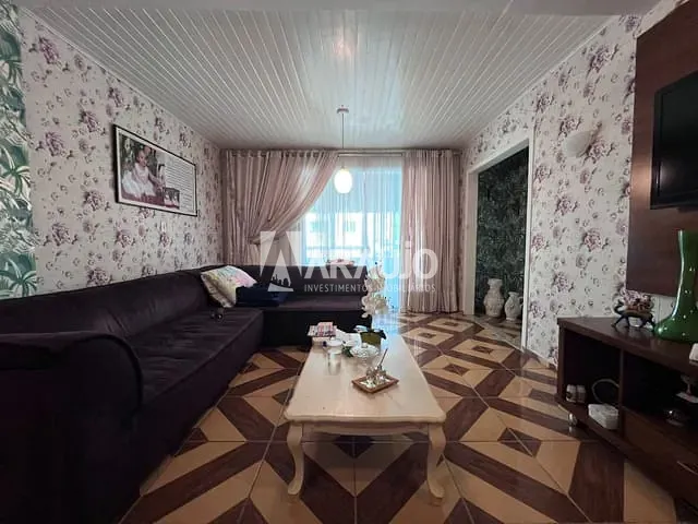 Sobrado com 487m² 4 quartos e 2 banheiros, à venda, no bairro São Vicente em Itajaí