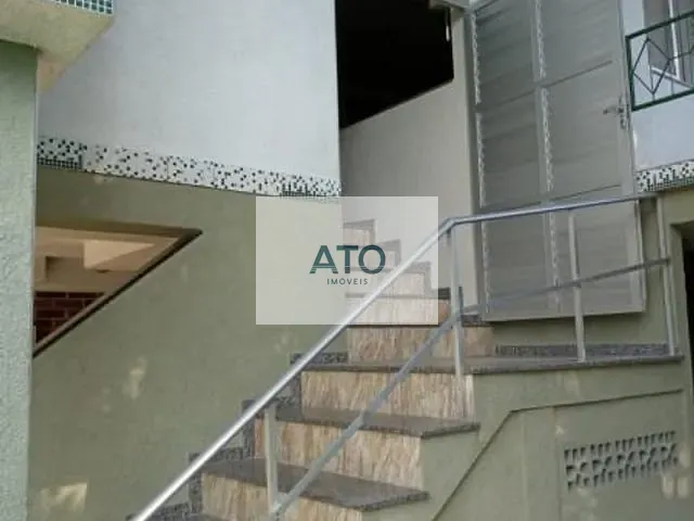 Sobrado com 249m², à venda, no bairro São Vicente em Itajaí