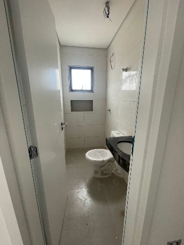 Sobrado 4 quartos e 2 banheiros, à venda, no bairro Campestre em Santo André
