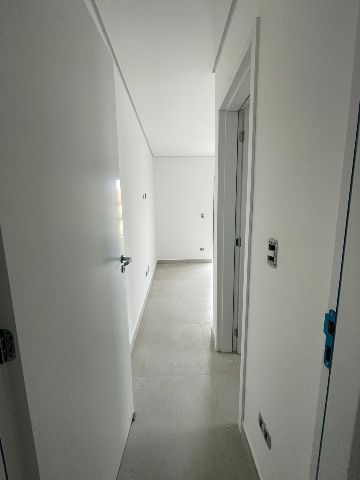 Sobrado 4 quartos e 2 banheiros, à venda, no bairro Campestre em Santo André