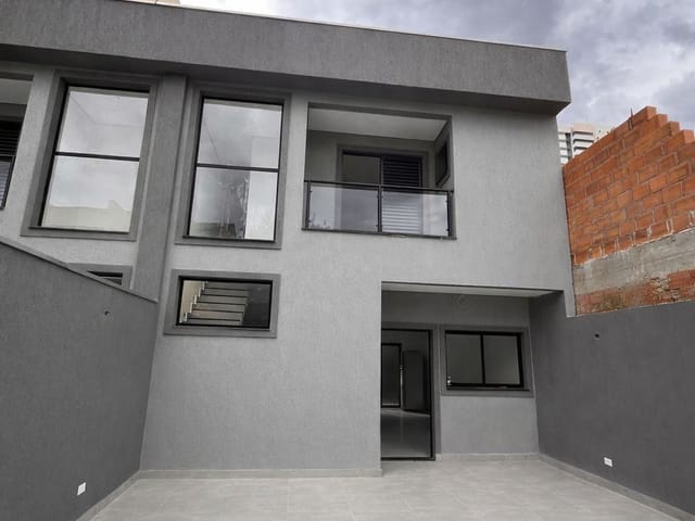 Sobrado 4 quartos e 2 banheiros, à venda, no bairro Campestre em Santo André