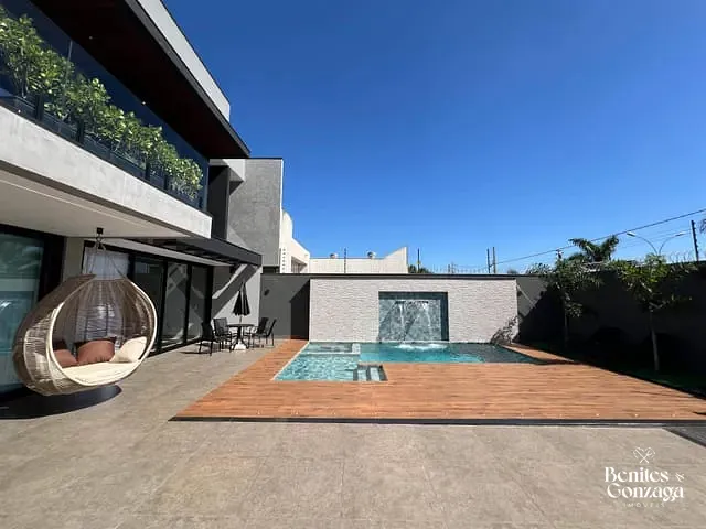 Sobrado 3 quartos e 5 banheiros, à venda, no bairro Jardim Munique em Maringá