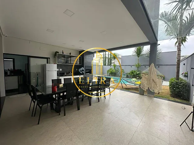Sobrado com 360m² 3 quartos e 5 banheiros, à venda, no bairro Jardim Imperador em Americana