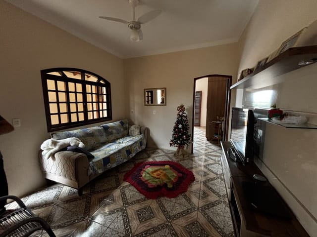 Sobrado com 125m² 2 quartos e 2 banheiros, à venda, no bairro Jardim Rosa Garcia em Tatuí
