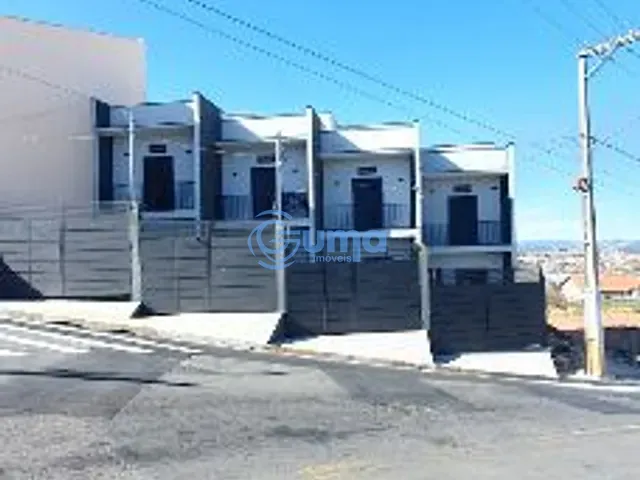 Sobrado 2 quartos e 2 banheiros, à venda, no bairro Jardins em Bragança Paulista