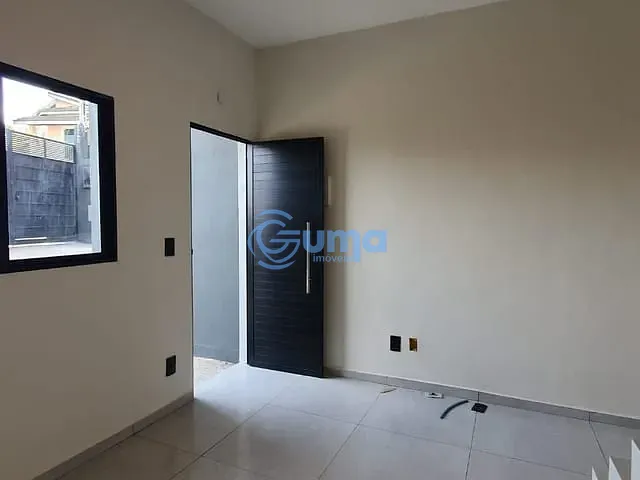 Sobrado 2 quartos e 2 banheiros, à venda, no bairro Jardins em Bragança Paulista