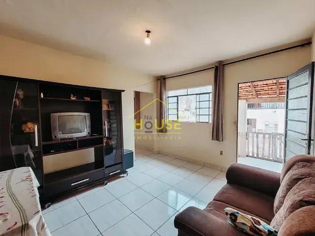Sobrado com 420m² 5 quartos e 2 banheiros, à venda, no bairro Vila Amorim em Americana