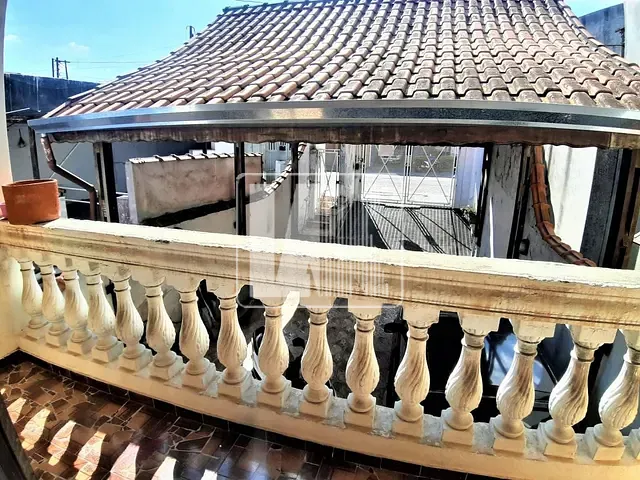 Sobrado com 281m² 3 quartos e 2 banheiros, à venda, no bairro Vila Palmares em Santo André